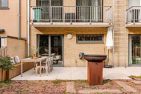 Huswell - Seaview Apartment With Spacious Terrace in Zeebrugge