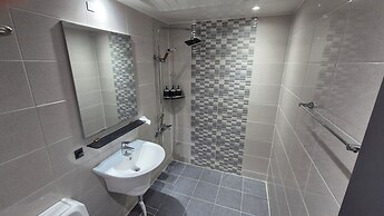 HOTEL DEMEURE