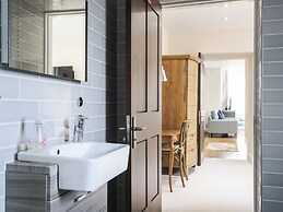 Harlech Apartments - Branwen