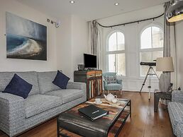 Harlech Apartments - Branwen