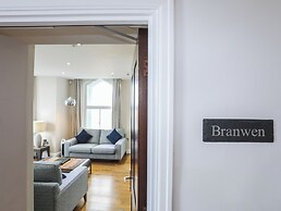 Harlech Apartments - Branwen