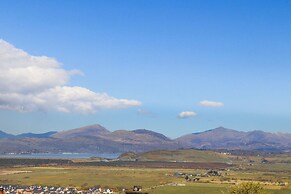 Harlech Apartments - Bendigeidfran