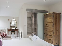 Harlech Apartments - Efnisien