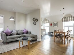 Harlech Apartments - Efnisien