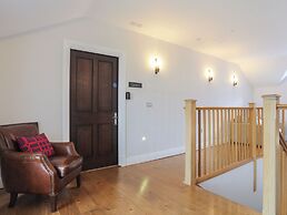 Harlech Apartments - Gwern