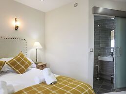 Harlech Apartments - Gwern