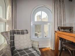 Harlech Apartments - Matholwch