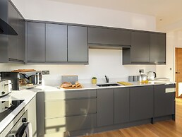 Bryn Min Manton Penthouse