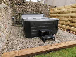 Bryn Min Manton Penthouse