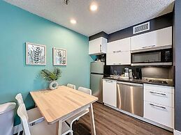 Two Bed Condo In Parkway Palms Resort 2 Bedroom Condo