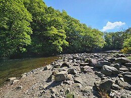 Canadian Cabin No 38