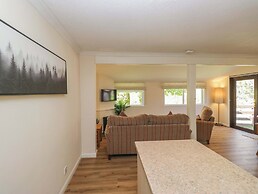 Chestnut Timber Lodge