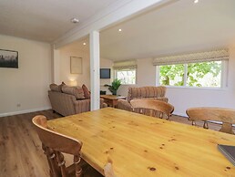Chestnut Timber Lodge