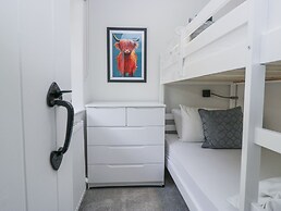 Riverside Cottage No 3