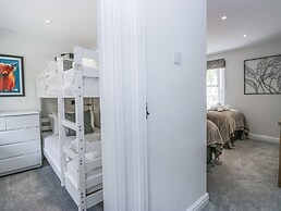 Riverside Cottage No 3