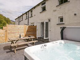 Riverside Cottage No 3