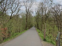 Riverside Cottage No 3