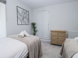 Riverside Cottage No 3