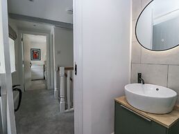 Riverside Cottage No 3