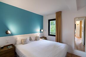 Apartment in Saint-tropez With Beach Access