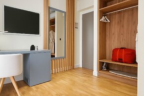 Elite Patras Suites