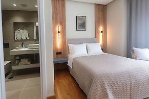 Elite Patras Suites