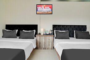 Cozy Stays at Ville Parle Mumbai