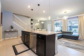 Simply Amazing 5BR Chic Retreat Themed Fun Style