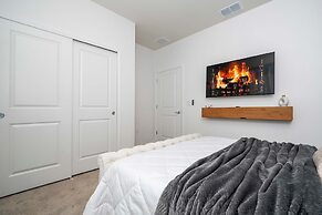 Simply Amazing 5BR Chic Retreat Themed Fun Style