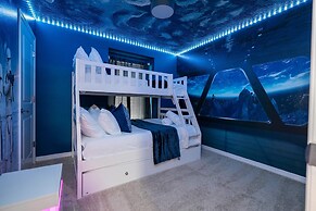 Simply Amazing 5BR Chic Retreat Themed Fun Style