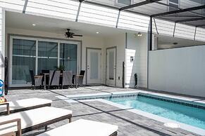 Simply Amazing 5BR Chic Retreat Themed Fun Style