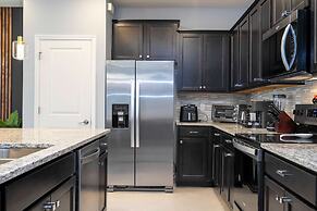 Simply Amazing 5BR Chic Retreat Themed Fun Style