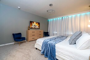 Simply Amazing 5BR Chic Retreat Themed Fun Style