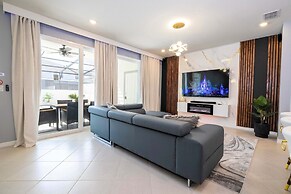 Simply Amazing 5BR Chic Retreat Themed Fun Style