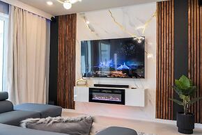 Simply Amazing 5BR Chic Retreat Themed Fun Style