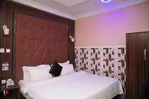 Castle Majestic Hotel