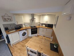Hocking Cottage