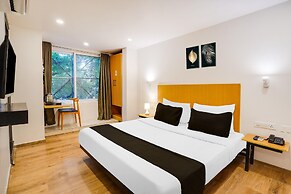 Premium Stays at Oak Indranagar