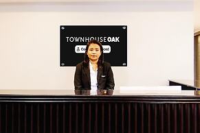 Premium Stays at Oak Indranagar