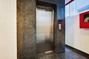 Premium Stays at Oak Indranagar