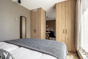 Modern Stay in Historic Delft