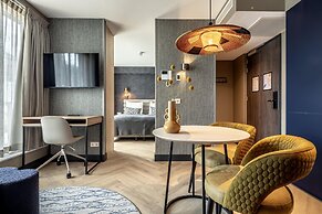 Modern Stay in Historic Delft