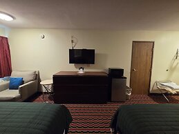 Chesaning Inn & Suites