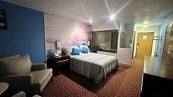 Chesaning Inn & Suites