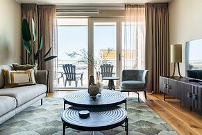 Lovely Apartment by the Beach