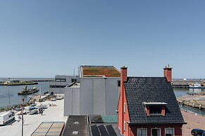 Lovely Apartment by the Beach