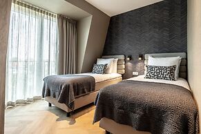 Family Apartment w/ Bunk Beds