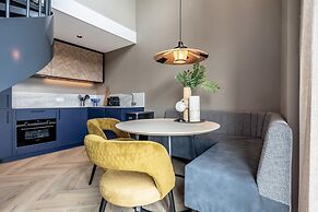 Family Apartment w/ Bunk Beds