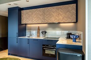 Family Apartment w/ Bunk Beds