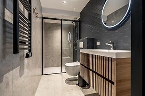 Family Apartment w/ Bunk Beds